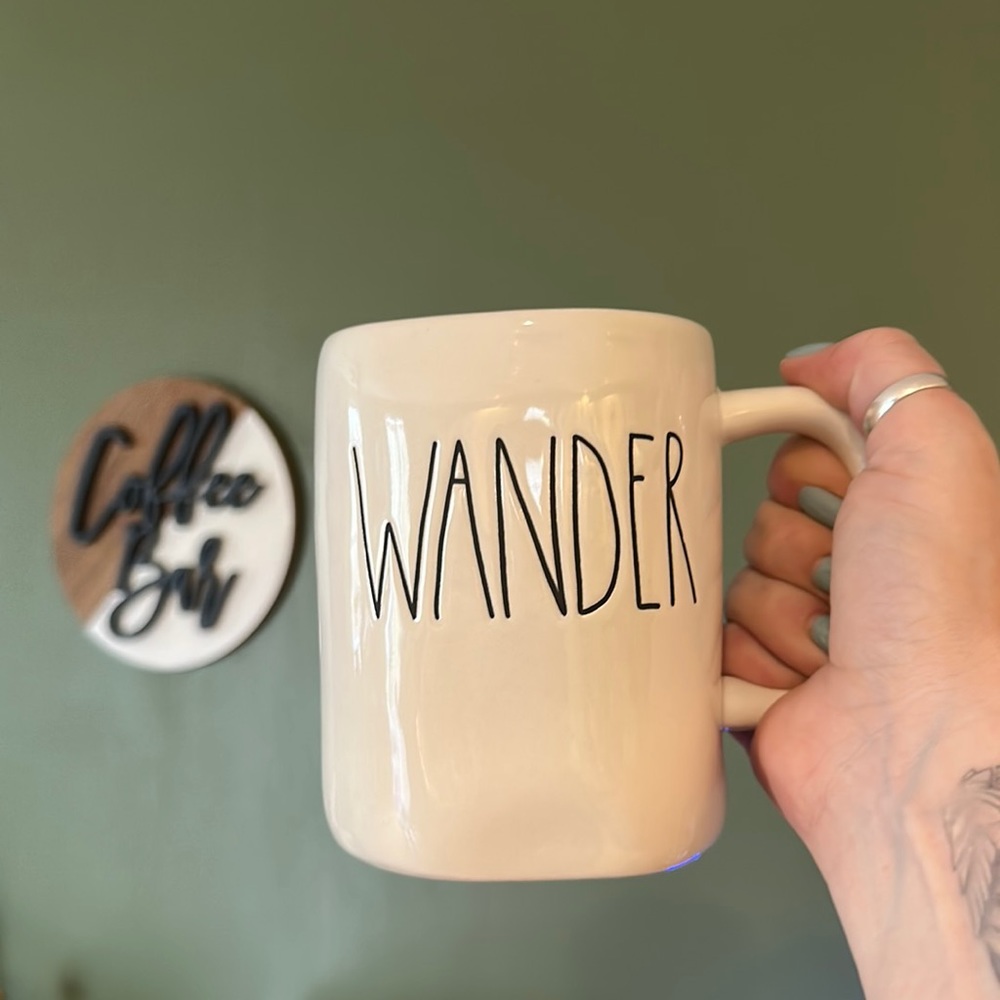 RAE DUNN - Wander Mug